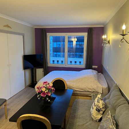 Altamira Aparthotel Issy-les-Moulineaux Exterior foto